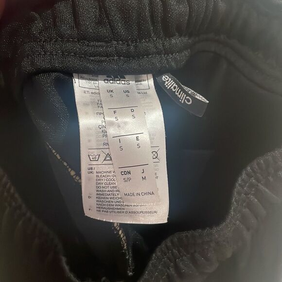 Adidas climalite football padded shorts SZ small - Picture 4 of 6